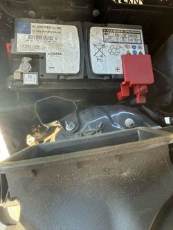 Mercedes H6/H8 AGM Battery A000(contact info removed)