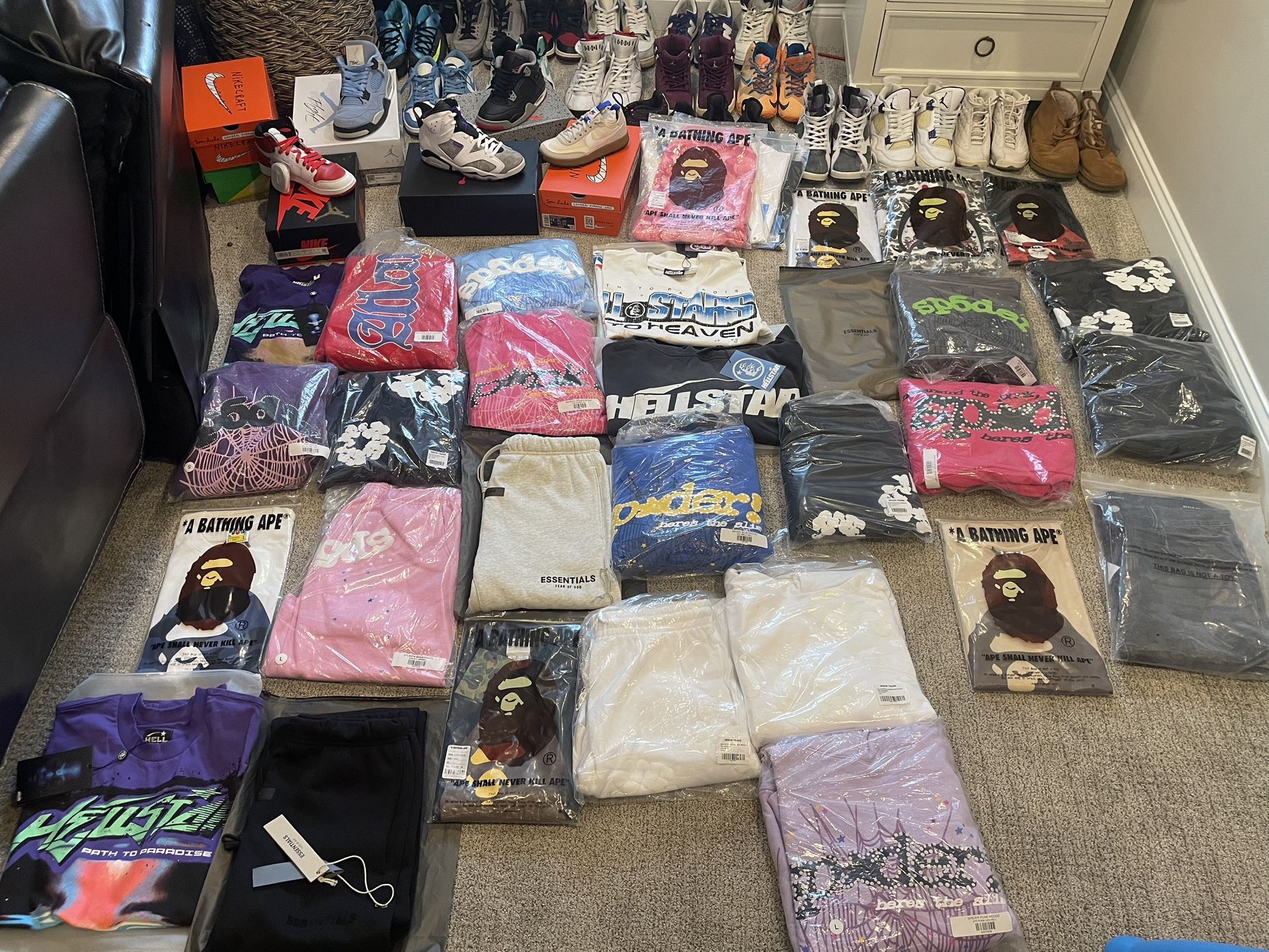 Hellstar, Bape, Nike, Jordan, Sp5der, Essentials, Clothing And Shoes Lot 