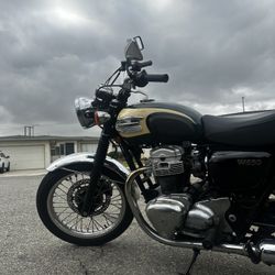 2001 Kawasaki W650