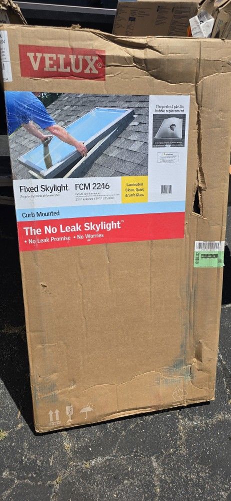 VELUX
22-1/2 in. x 46-1/2 in. Fixed Curb-Mount Skylight with Laminated Low-E3 Glass
