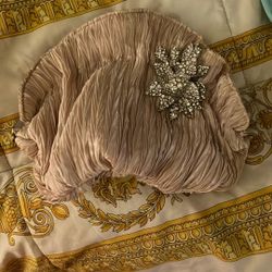Clutch Shell Shaped Purse With Optional Strap And Crystal Floral Pieces 