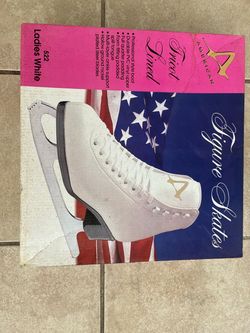 Ladies White Figure Skates