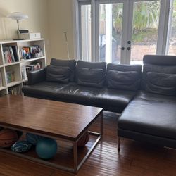 BoConcept Sofa and table