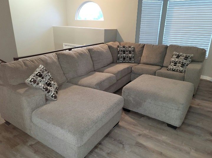 3 piece Sectional with Ottoman 