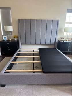 King Size Bedroom like new