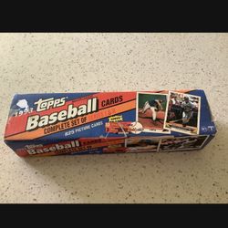 Topps 1993 Complete Baseball card set.