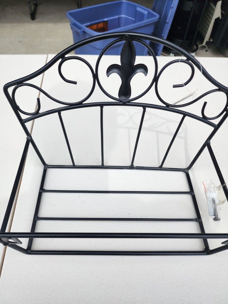 (NEW) GARDEN HOSE STORAGE RACK
