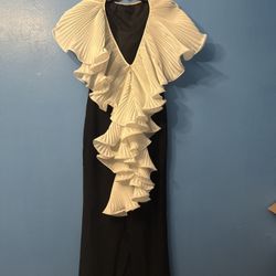 Vintage ILGWU Formal Gown – Black & White Ruffle Dress – Size 10