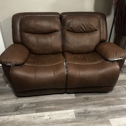 Recliners Lamps Table 