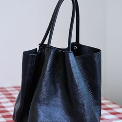 Alexander Wang （Roxy large Soft Leather Tote Bag)