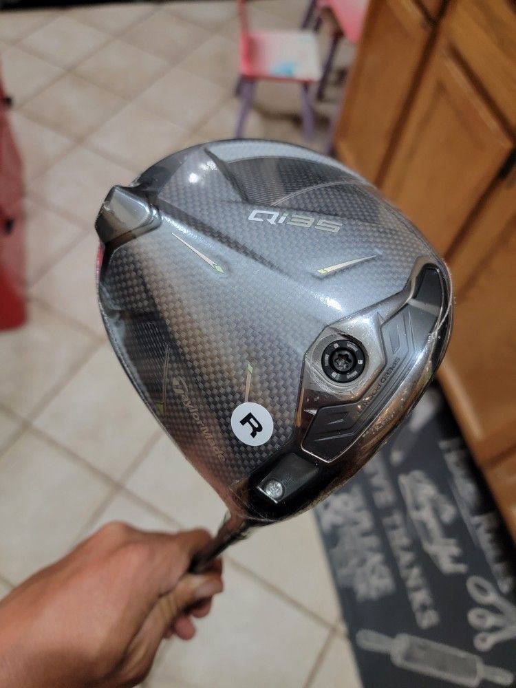 Taylormade Qi35 Driver 