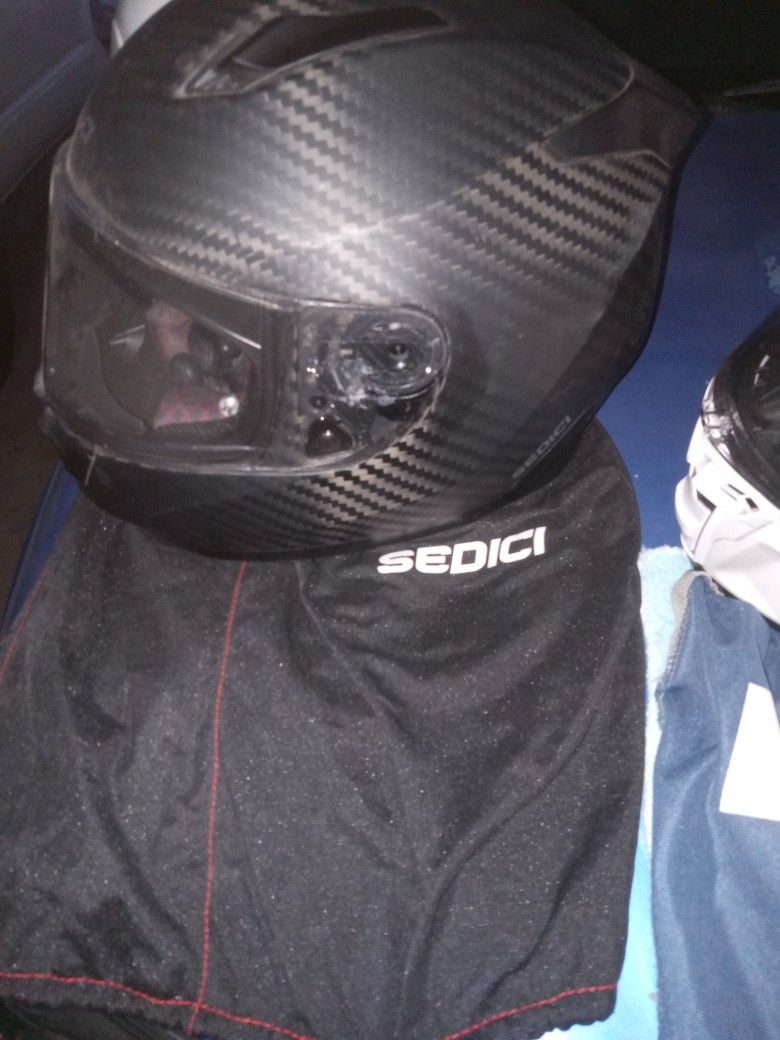 Sedici Motor Cycle Carbonhelmet