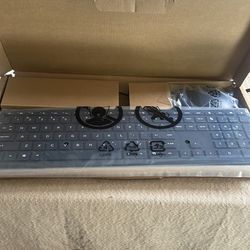 Wired keeyboard and mouse