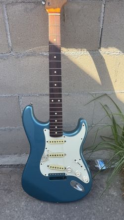 Electric Guitar Fender Stratocaster Lake Placid Blue Made in Mexico SN MN(contact info removed)