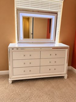White 6-Drawer Dresser with LED Mirror