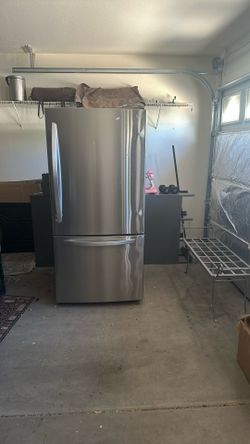LG Stainless Steel Fridge/Freezer