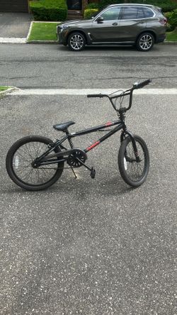 Mongoose Data 13 BMX Bike