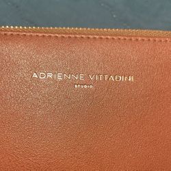 Pre-owned Adrienne Vittadine Wallet