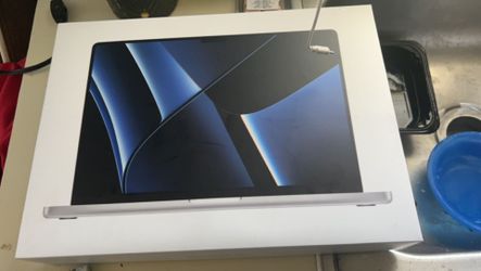 Mac Book Pro M2 2023