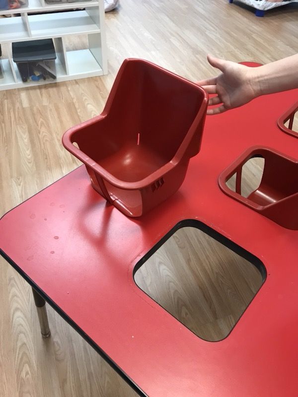 Preschool / daycare feeding table, excellent condition!