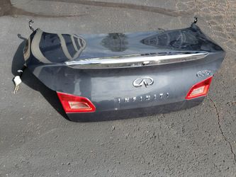 2011 INFINITI H37X TRUNK LID