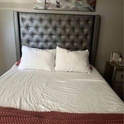 Queen Size Bedroom Set 