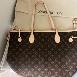 Louis Vuitton Neverfull Mm