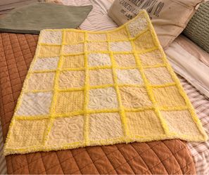 “Lemon Cake” Chenille Rag Quilt