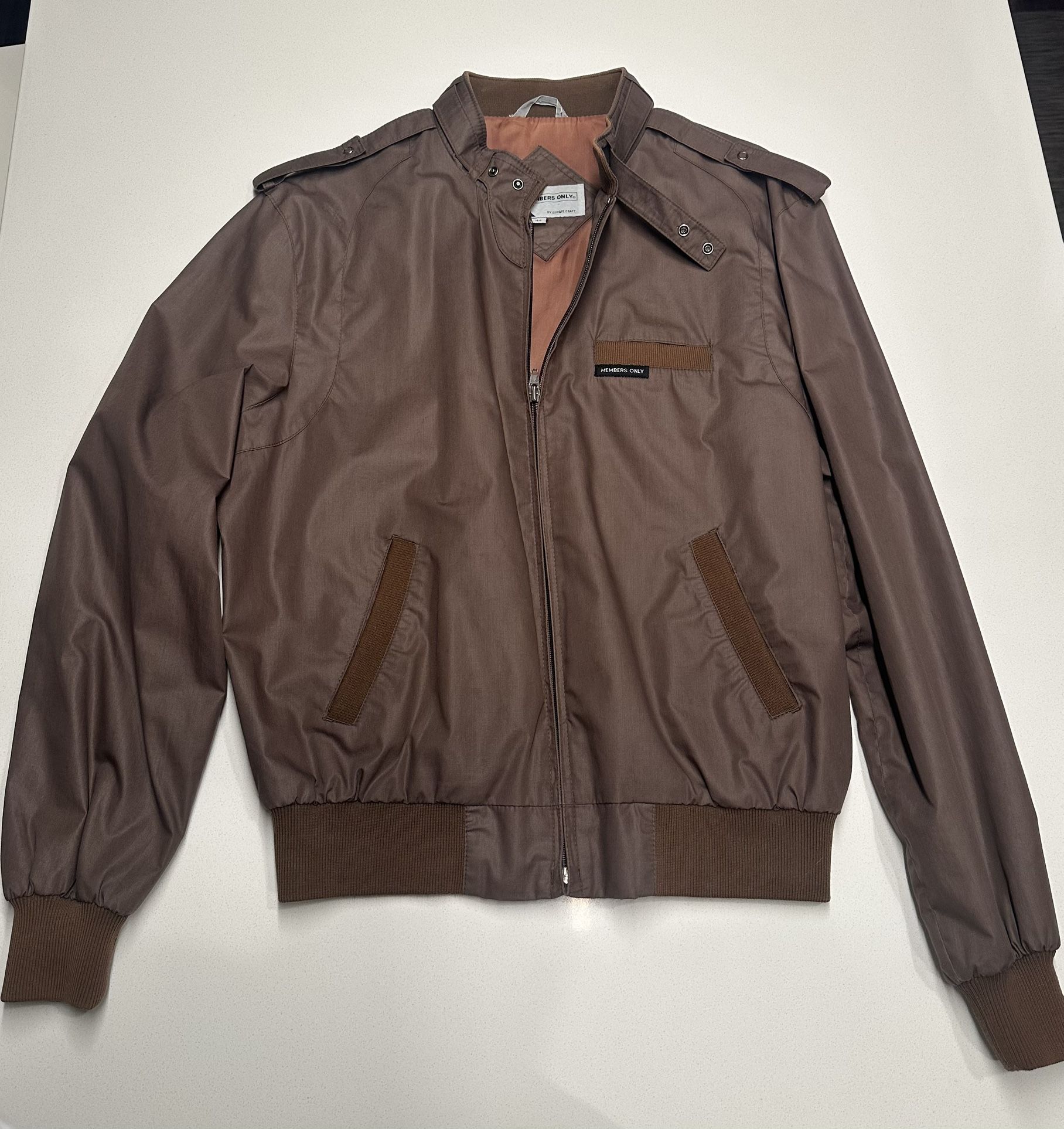 Vintage 80’s Members Only Jacket Size 44