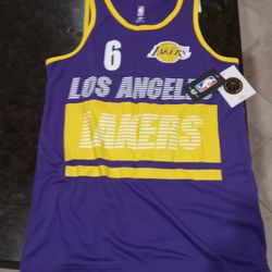 Lakers Jersey Size Small New With Tags