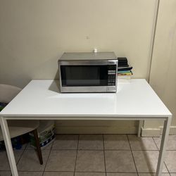 Ikea White Table 