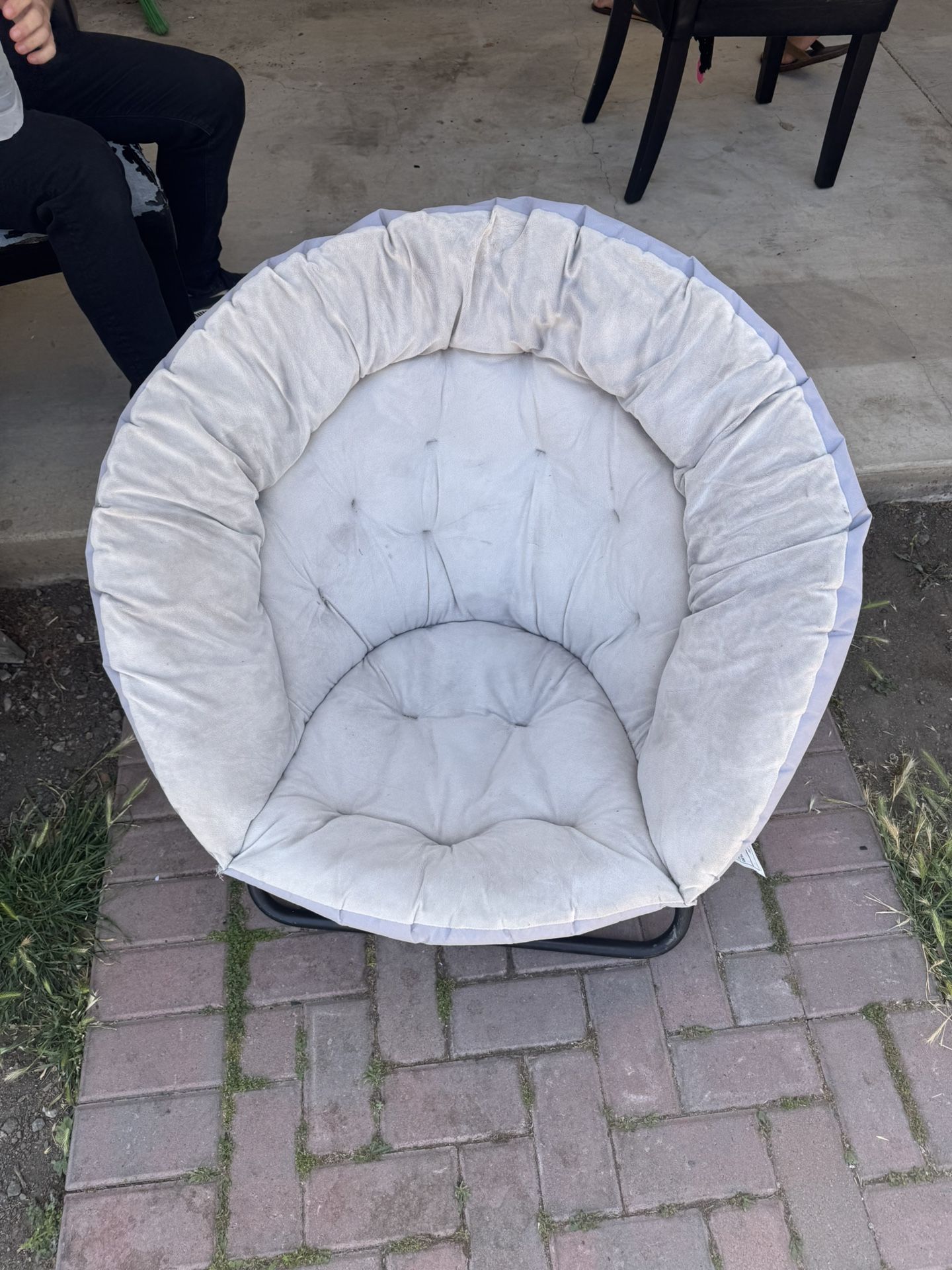 Saucer Chair