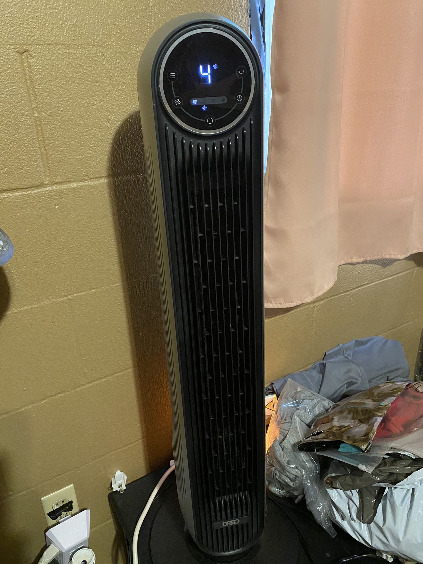 MINI STANDING FAN 