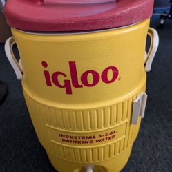 Igloo industrial 5 gal drinking water