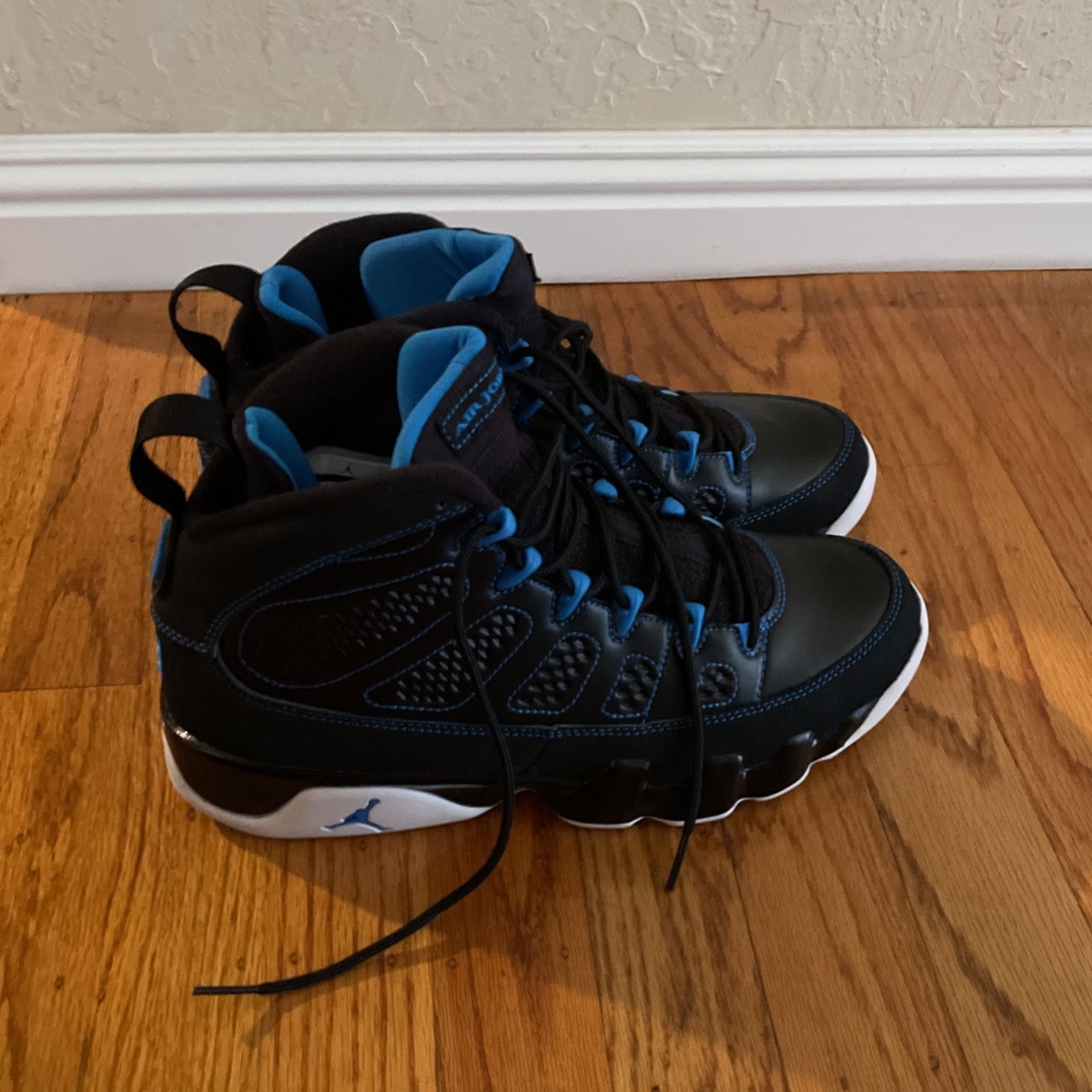 Air Jordan 9 Retro
