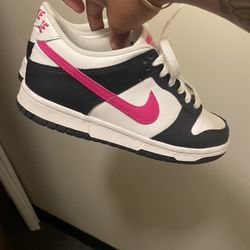 Nike Dunks 
