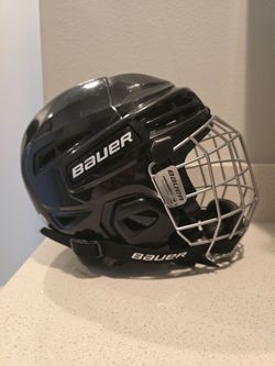 Bauer hockey helmet