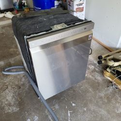 LG QuadWash Stainless Steel Dishwasher 