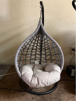 Cat/dog bed swing