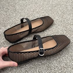 Size 7.5 Women Flats