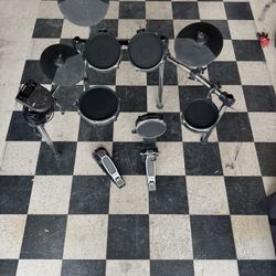 ALESIS Surge Drum Module DM7X (cash only)