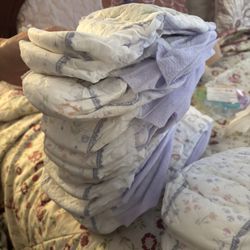 30 Pull Up Diapers