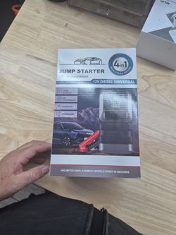 Q13 4000A Portable Car Jump Starter