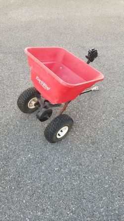 Earthway Broadcast Spreader