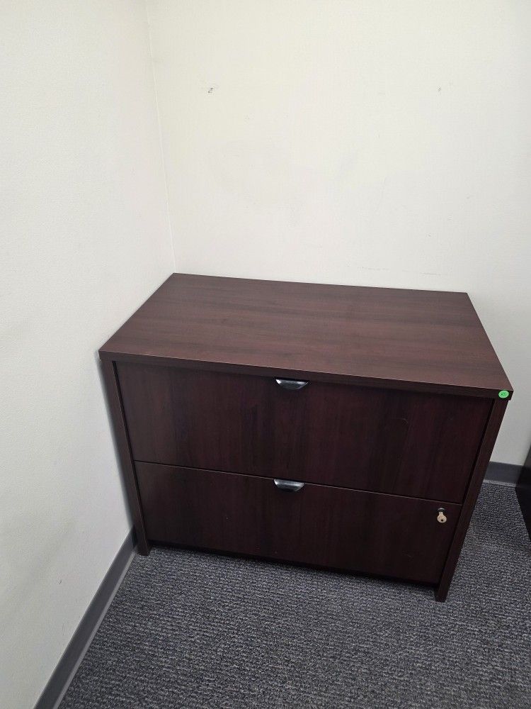 Office Furniture Mahogany Storage Cabinet W/ Key ( Only 2 Left) 🔥🔥🔥