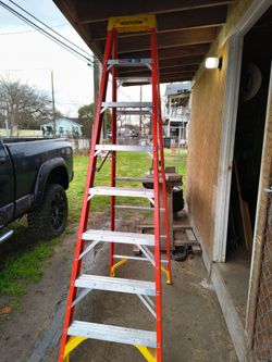 8' ladder hardly used $150 "Firm Price "