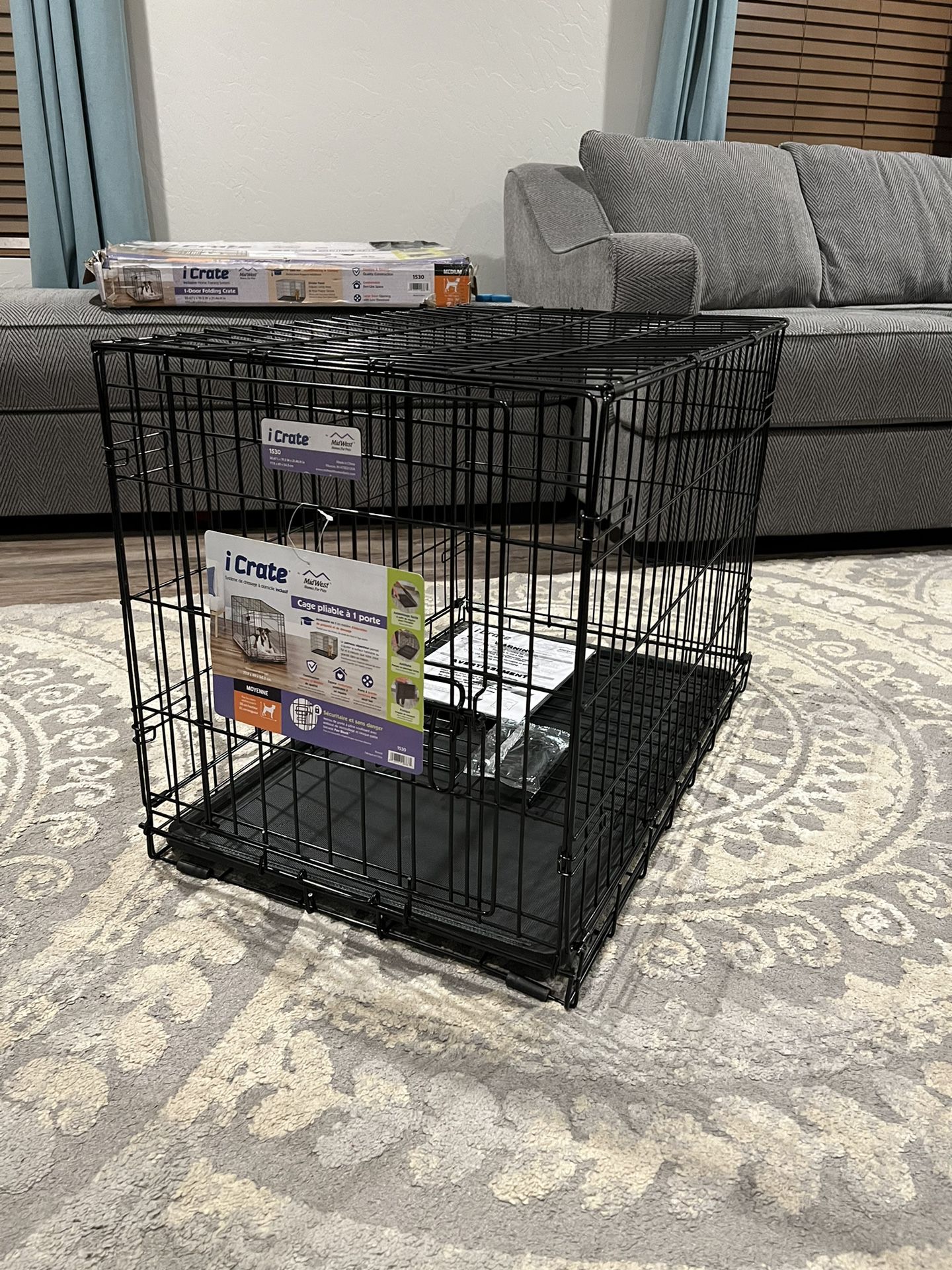 NEW 30” Medium Dog Crate/Kennel