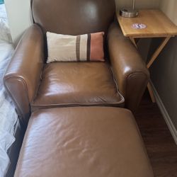 Chair With Ottoman 
