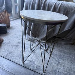 Round Marble End Table