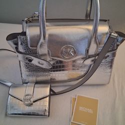MICHAEL KORS Purse And Wallet Set CARMEN MEDIUM FLAP SATCHEL SHOULDER HANDBAG CROSSBODY